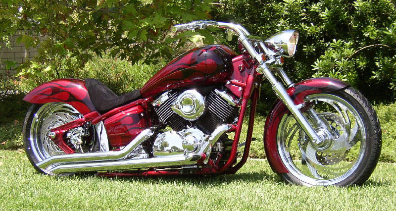 Pacific Coast Star's Yamaha V Star 1100 "Mighty Mouse"